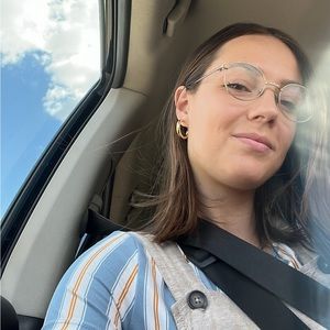 Meet your Posher, Amanda